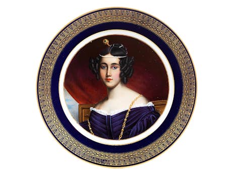 Portraitteller Irene Gräfin von Arco-Steppenberg